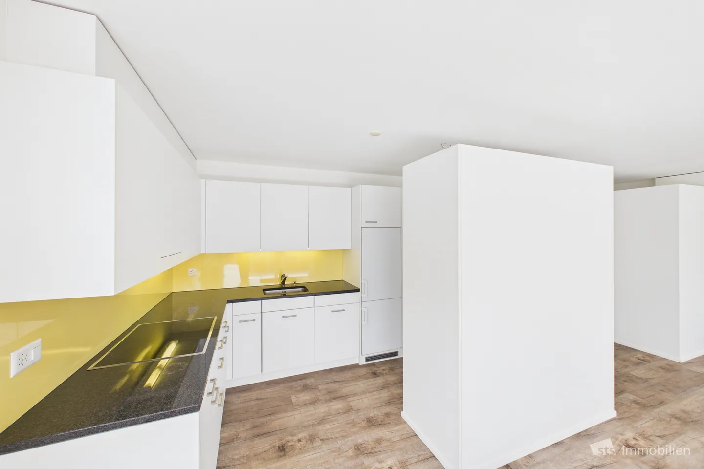 Charmante Wohnung in Auw - Foto 3 von 8