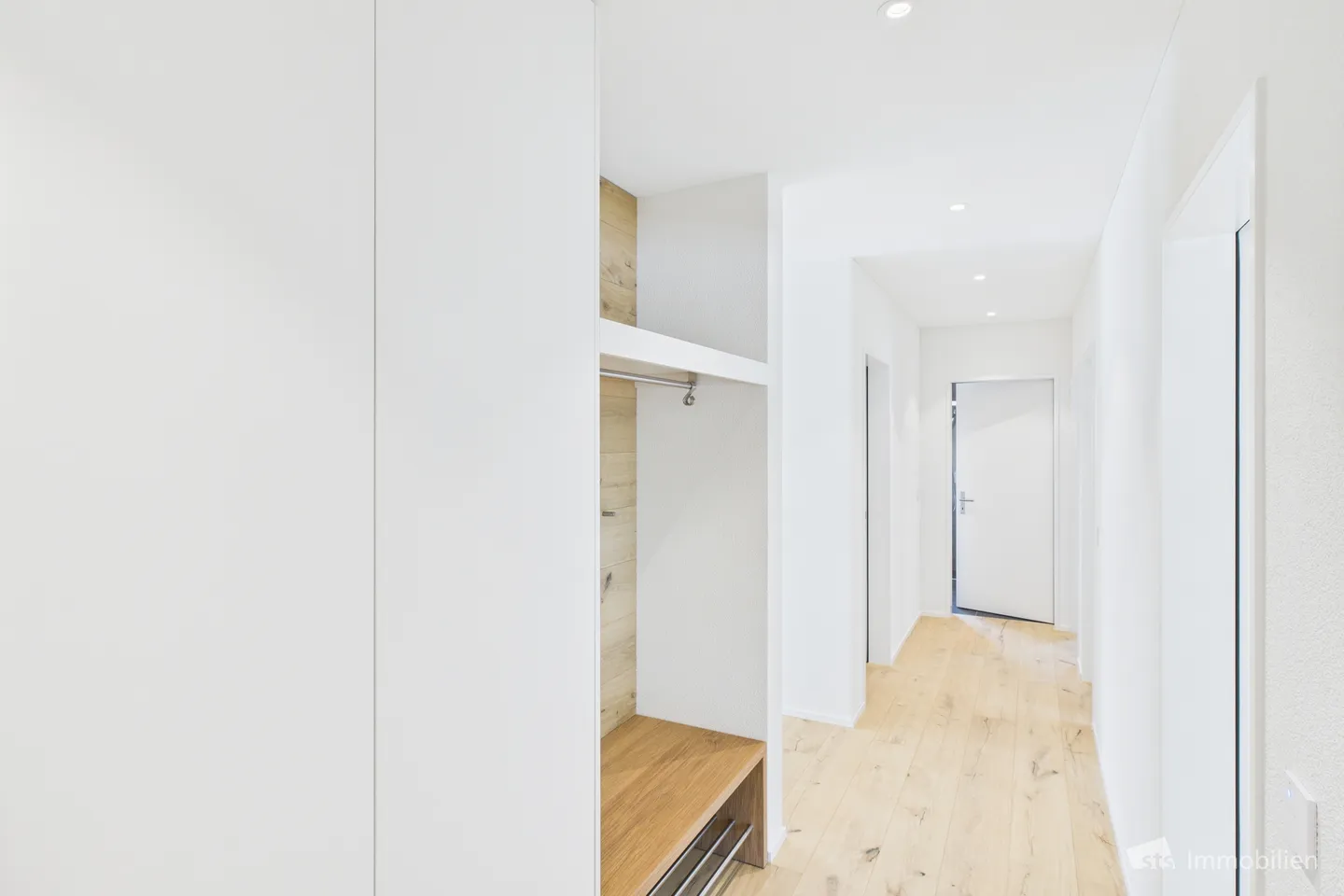 Penthouse moderno con vista lago - Foto 10 di 13