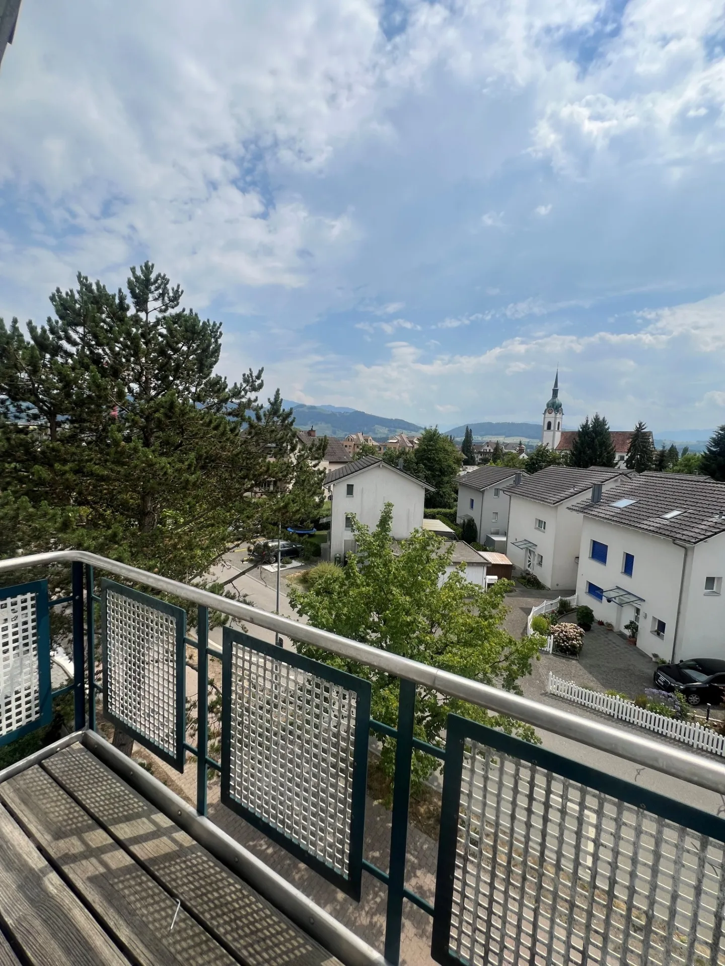 Vivere spazioso con comfort - 128 m² di superficie abitabile nel cuore di Inwil - Foto 6 di 13