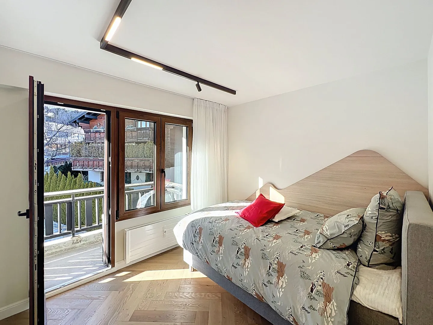 Lumineux appartement de 4,5 pièces en plein centre de Crans-Montana - Foto 10 di 12