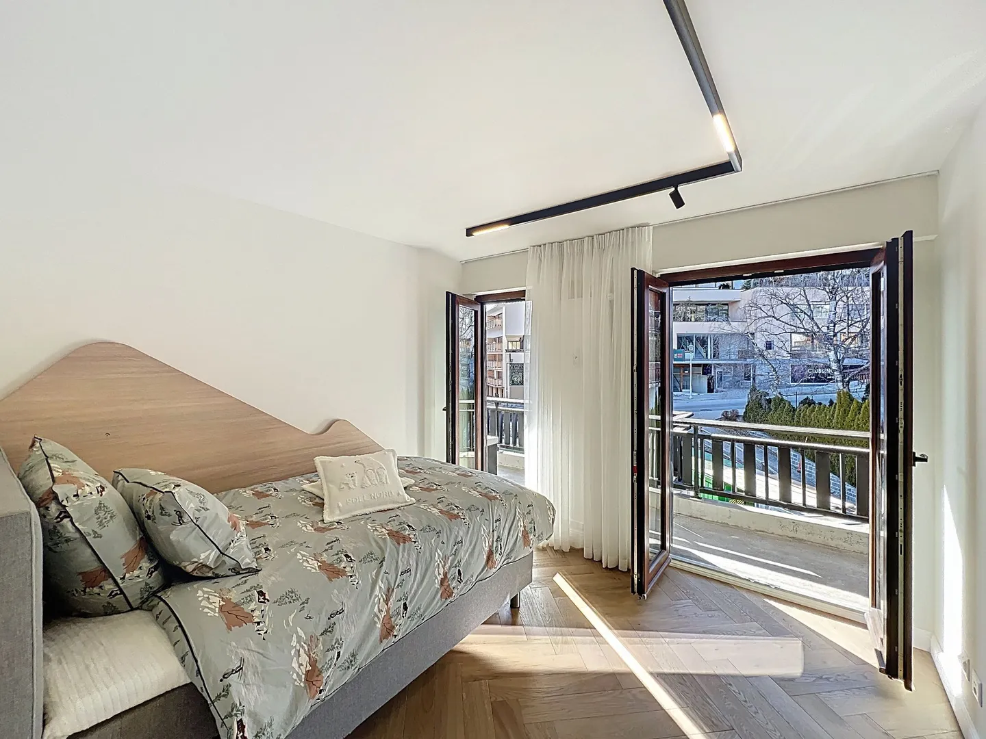 Lumineux appartement de 4,5 pièces en plein centre de Crans-Montana - Foto 8 di 12