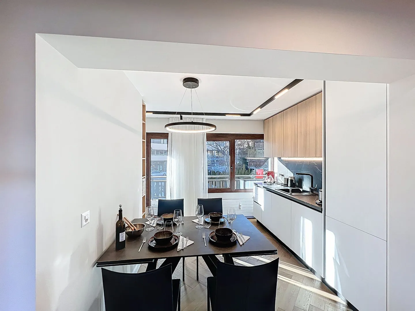 Lumineux appartement de 4,5 pièces en plein centre de Crans-Montana - Foto 4 di 12