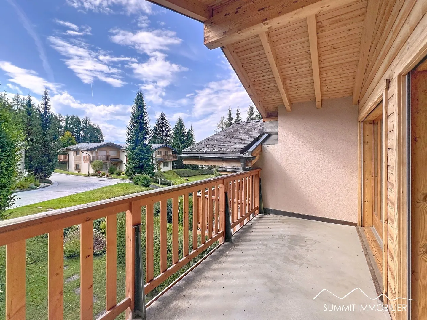 Chalet entier à louer à l'année à Crans-Montana - Photo 10 sur 12