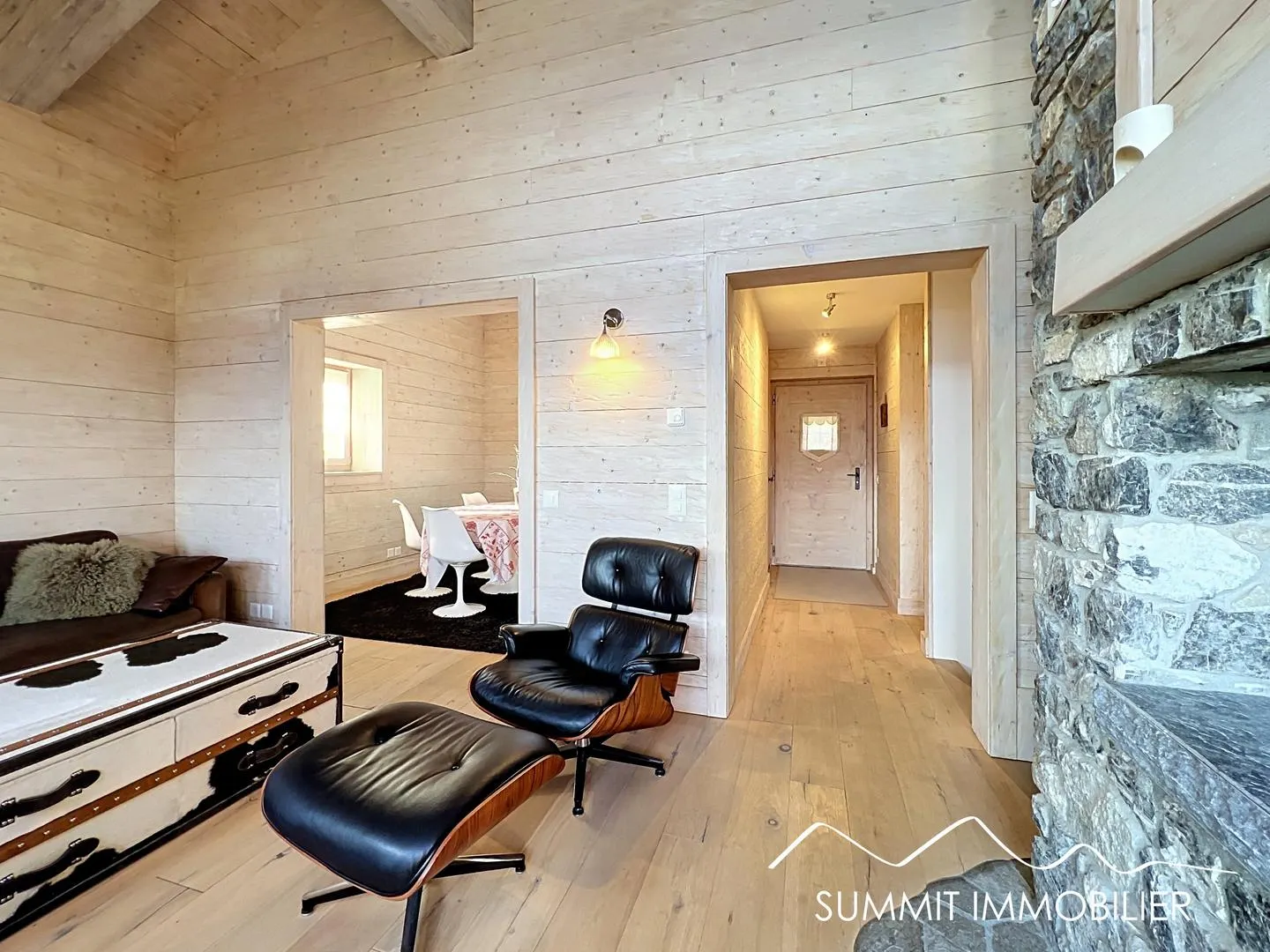 Hameau du Vieux Tilleul - Magnificent chalet with ski-in/ski-out access in Crans-Montana - Photo 5 of 13