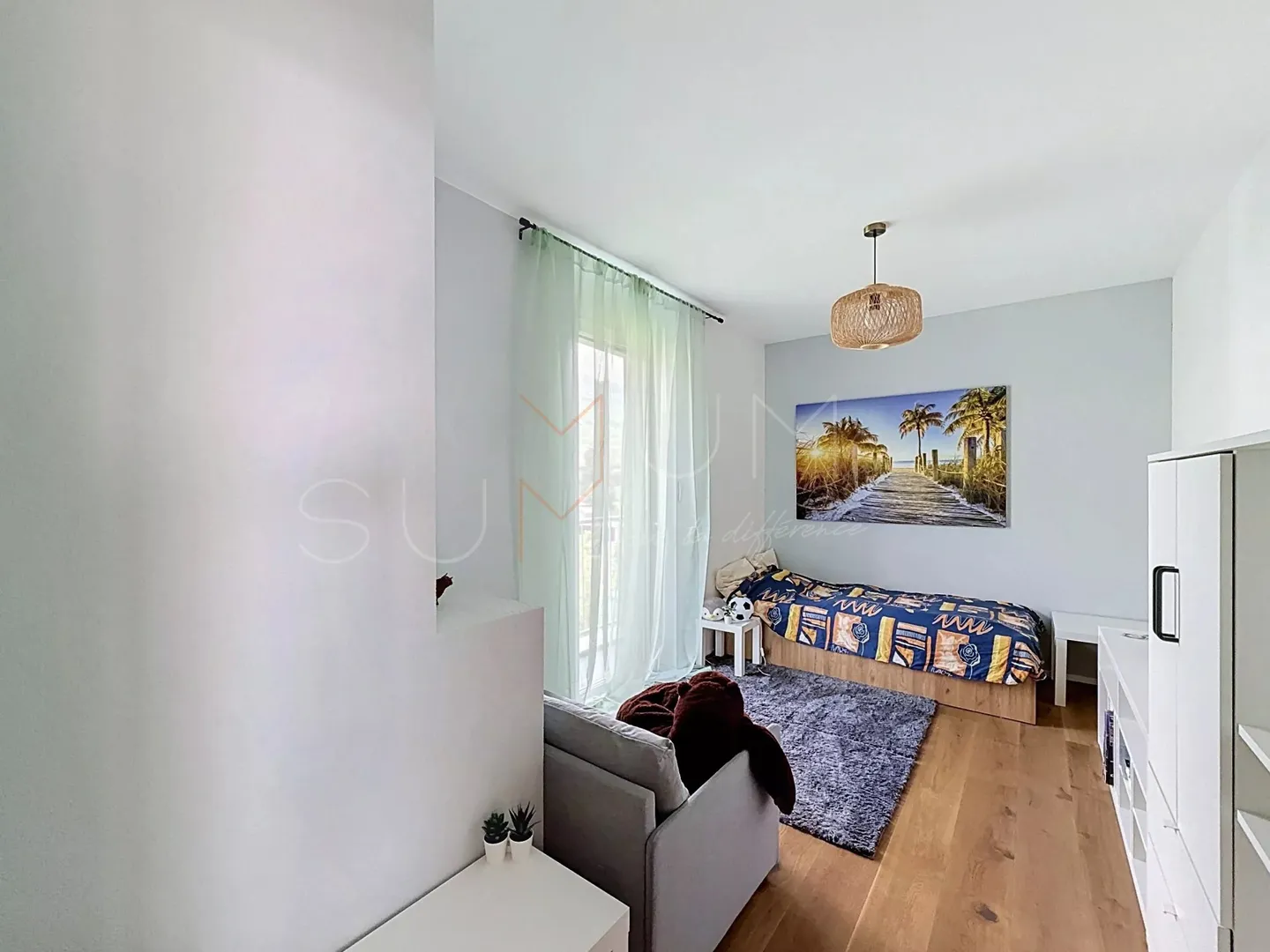 Attique meublé 120 m² + terrasse 67 m² - Photo 8 sur 9