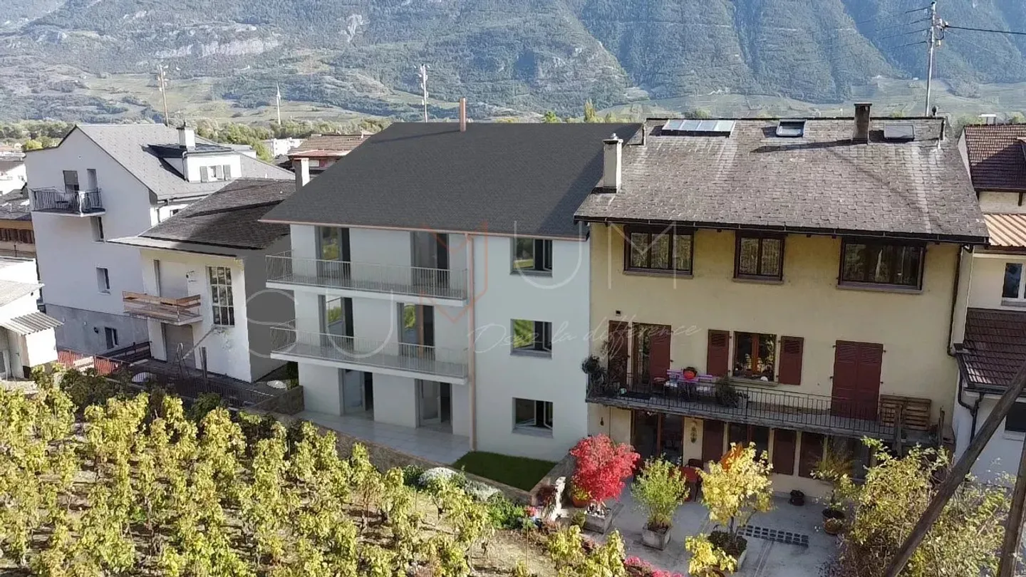 Selten - Wunderschöne Penthousewohnung mit Kathedralenwohnzimmer + Terrasse - Foto 9 von 13
