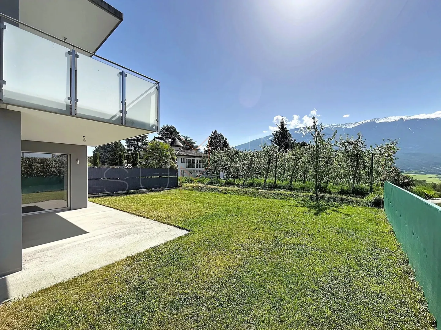 Conthey maison Minergie avec jardin et domotique complète - Photo 1 of 13