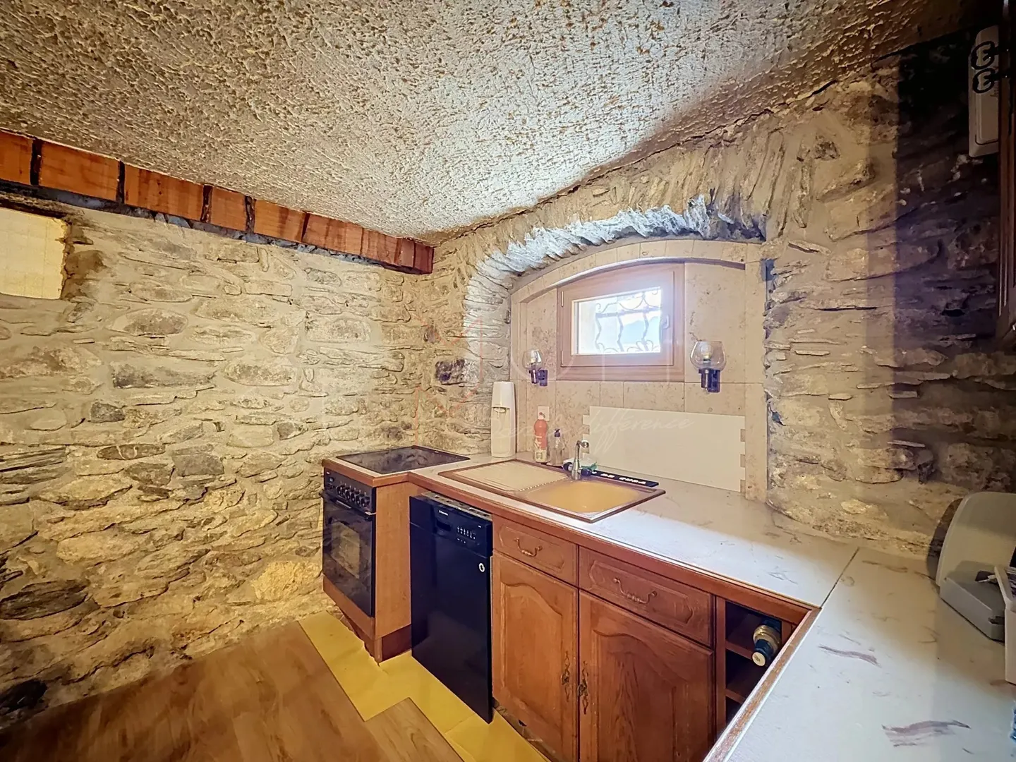 Charm of 1836 and modern comfort renovated house in Savièse - Photo 13 of 13
