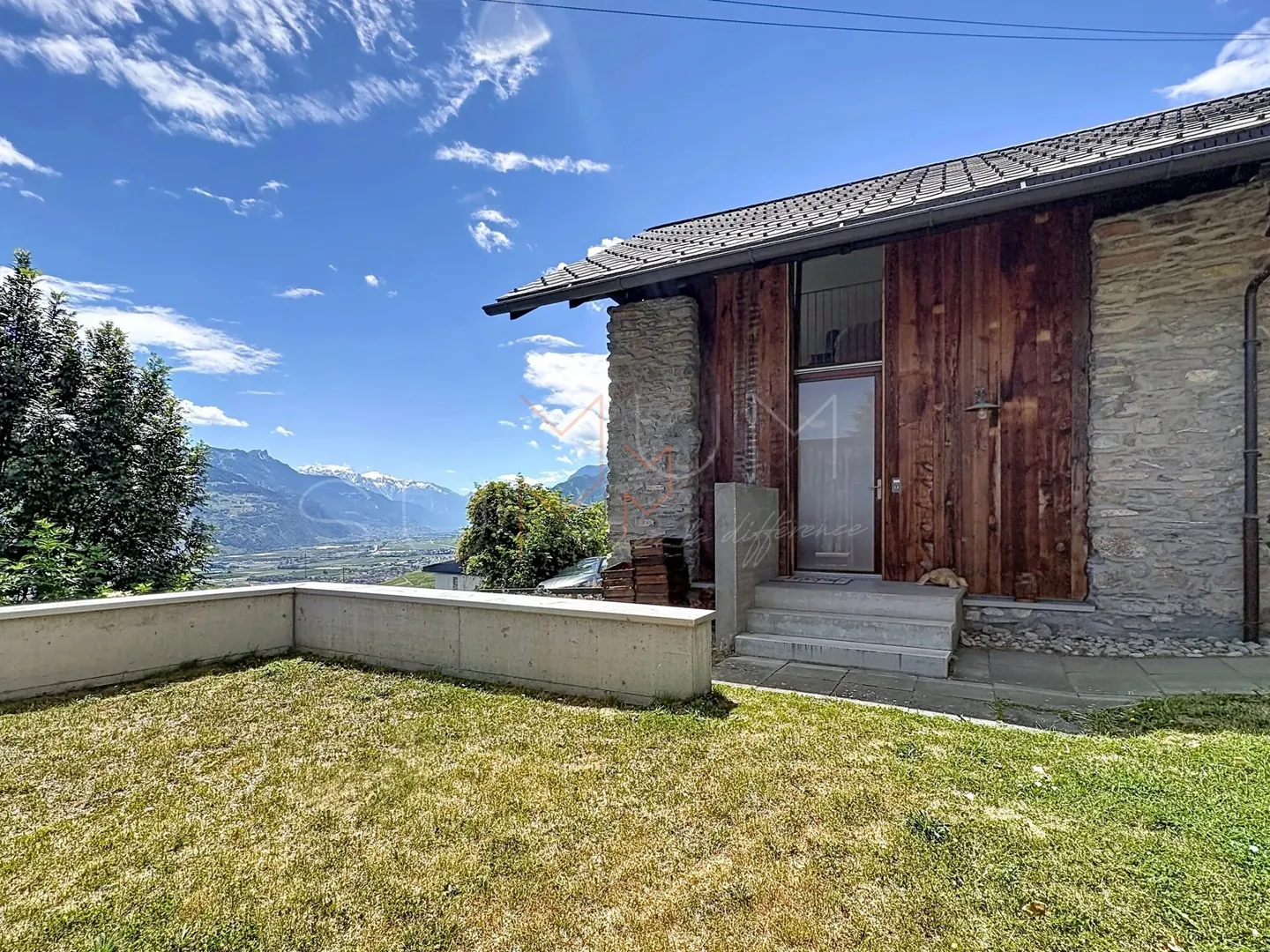 Grange - Ecurie rénovée avec vue et jardin à Savièse - Photo 10 of 13