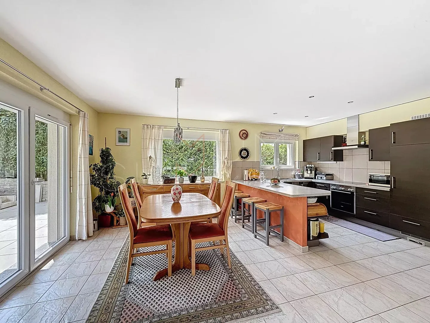 Maison familiale à Aproz avec terrain constructible - Foto 3 di 13