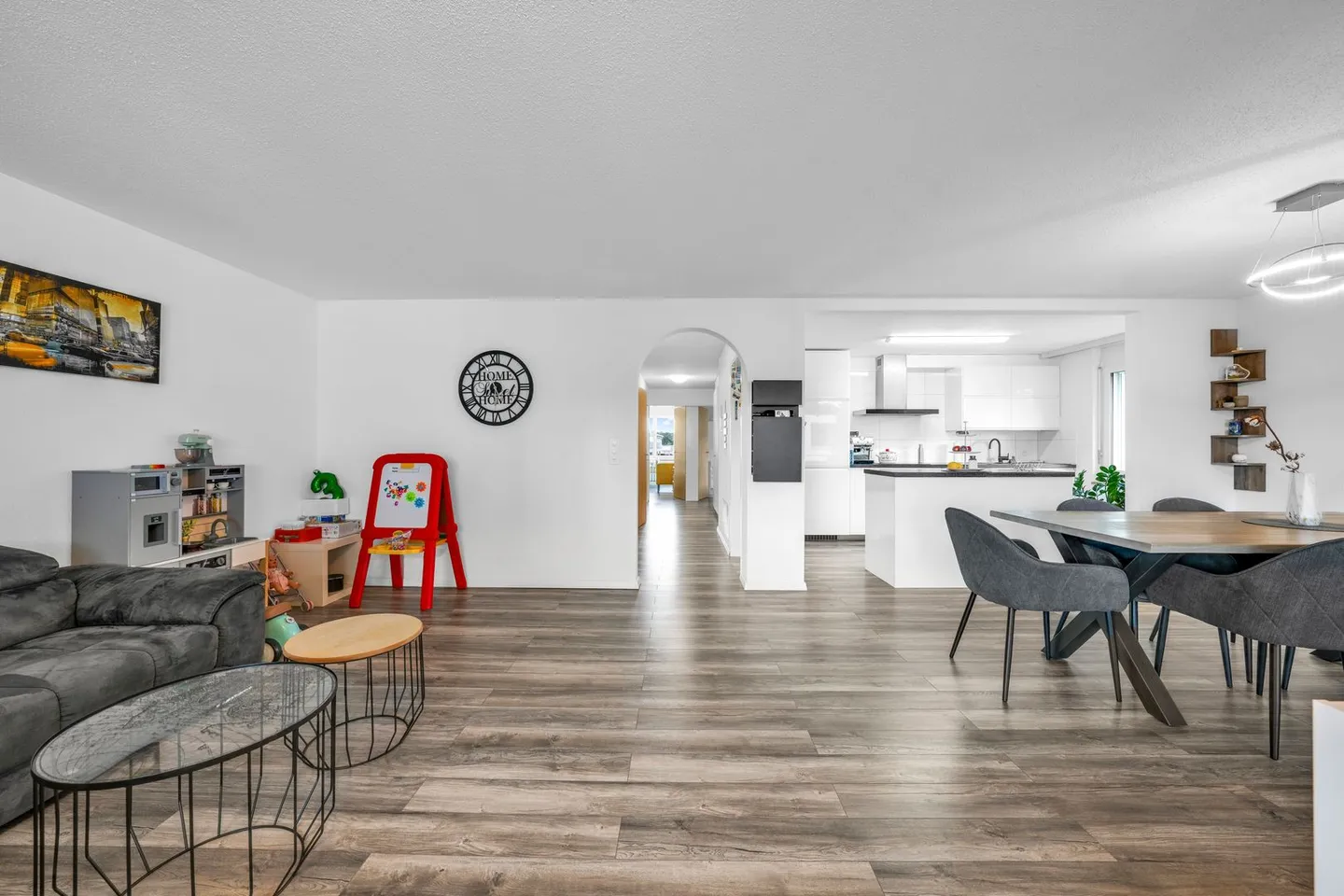 Il tuo sogno di possedere una casa - attraente, modernizzato e adatto alle famiglie a Oberuzwil - Foto 1 di 13