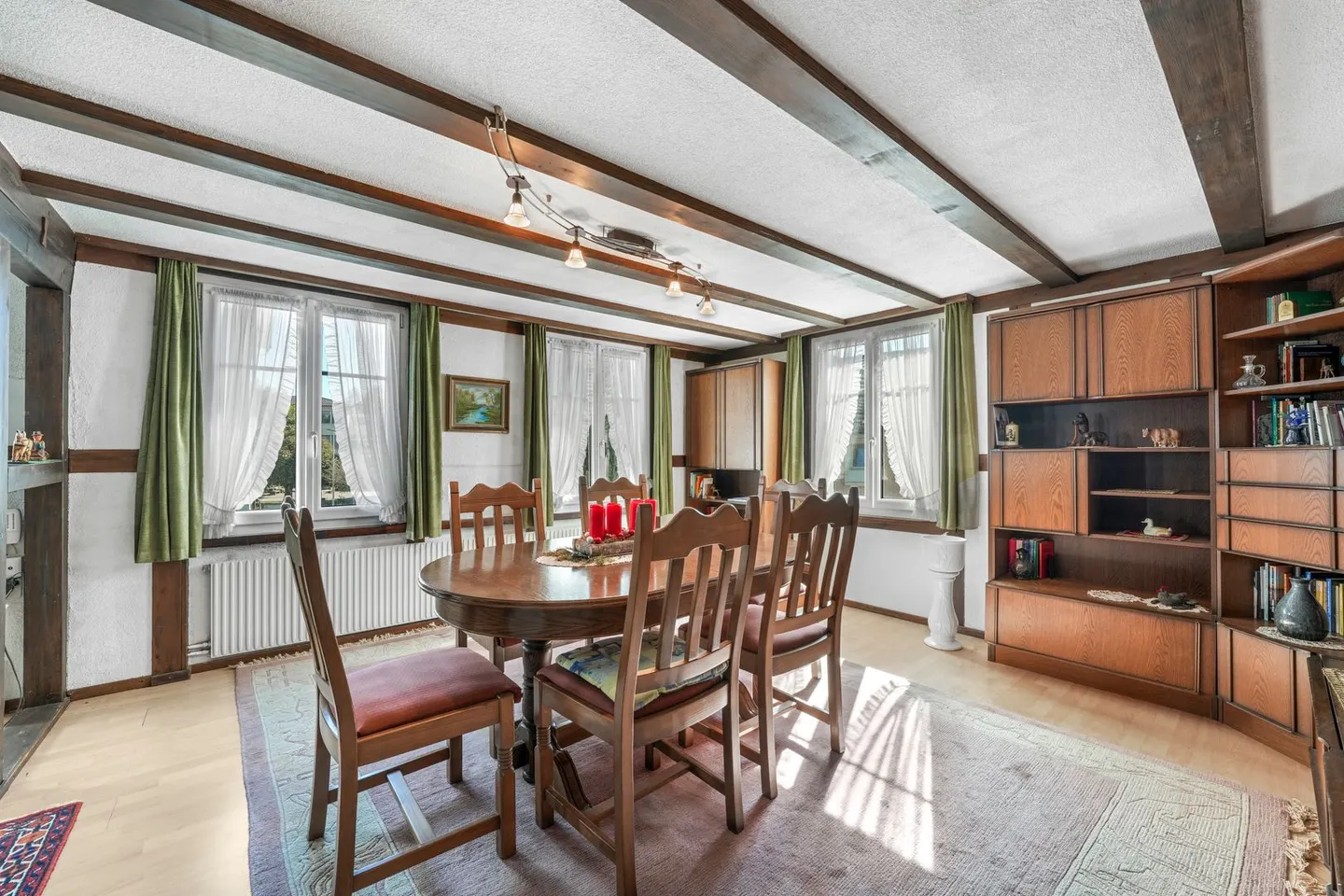 Une maison, de nombreuses possibilités – réalisez vos idées de logement au cœur de Flawil - Photo 7 sur 13