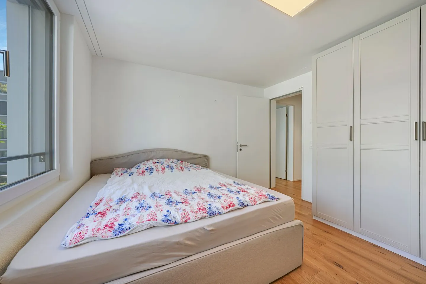 Ein Zuhause mit Weit- und Bergblick sowie hoher Wohnqualität - Foto 12 von 13