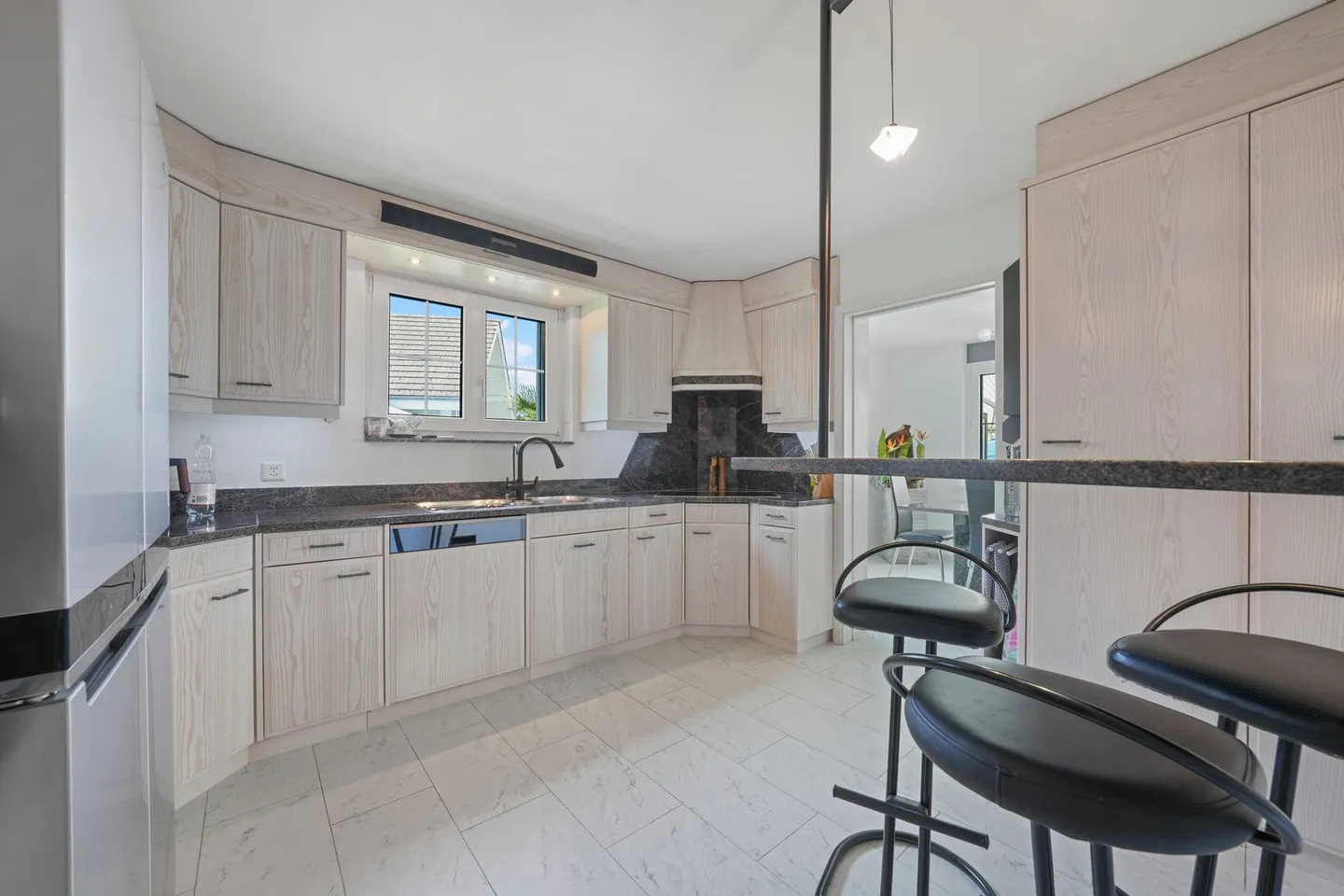 Freistehendes Einfamilienhaus mit Traumhaftem Blick - Foto 11 von 13