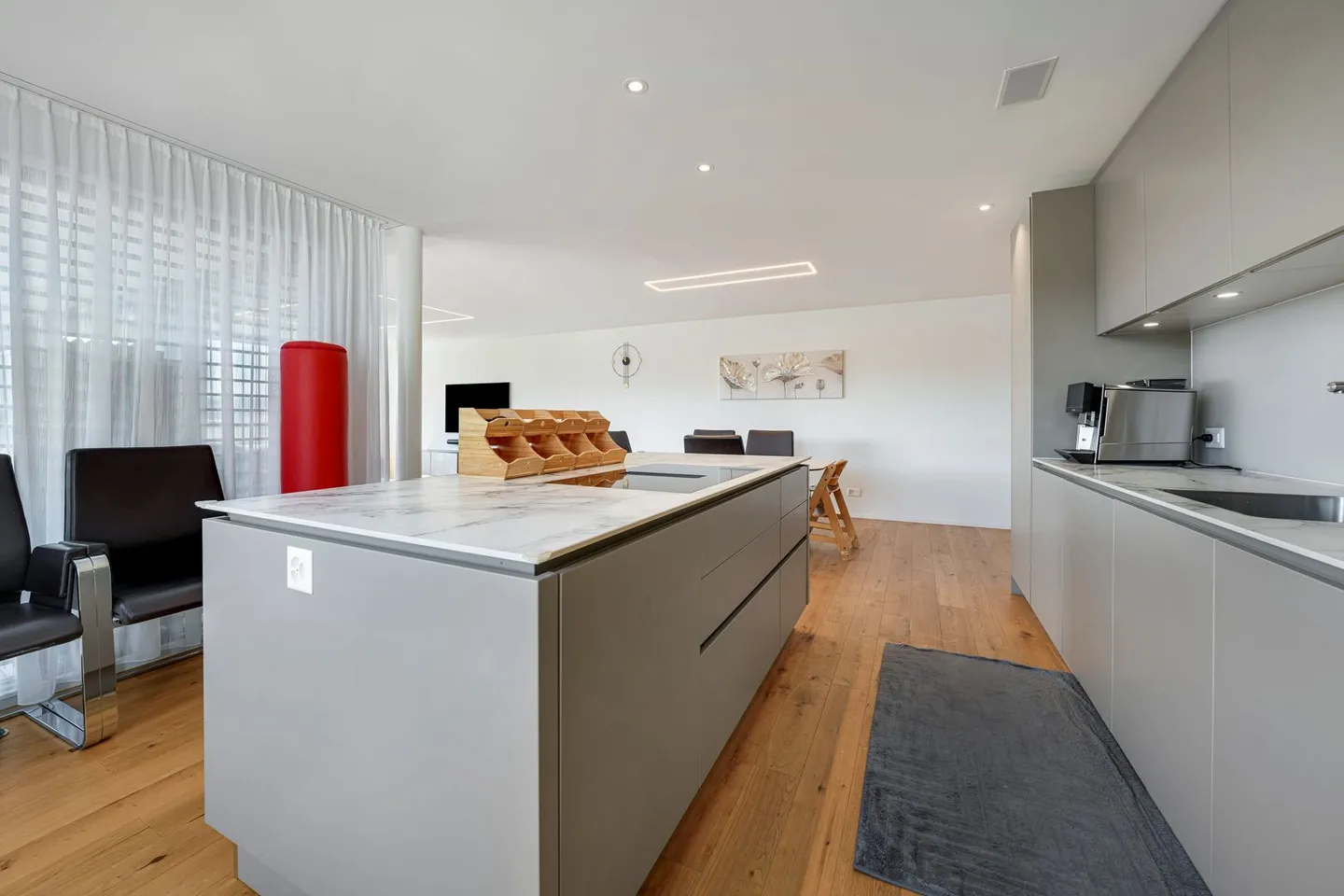 Ein Zuhause mit Weit- und Bergblick sowie hoher Wohnqualität - Foto 6 von 13