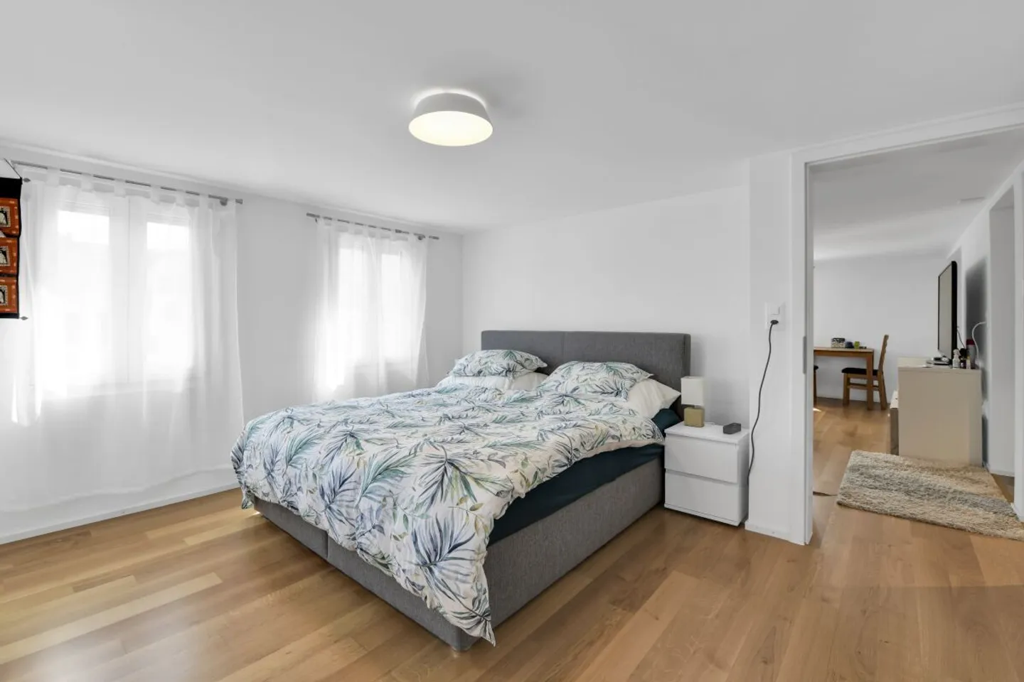 Bright and friendly 3.5 room apartment in the center of Flawil - Photo 5 of 13