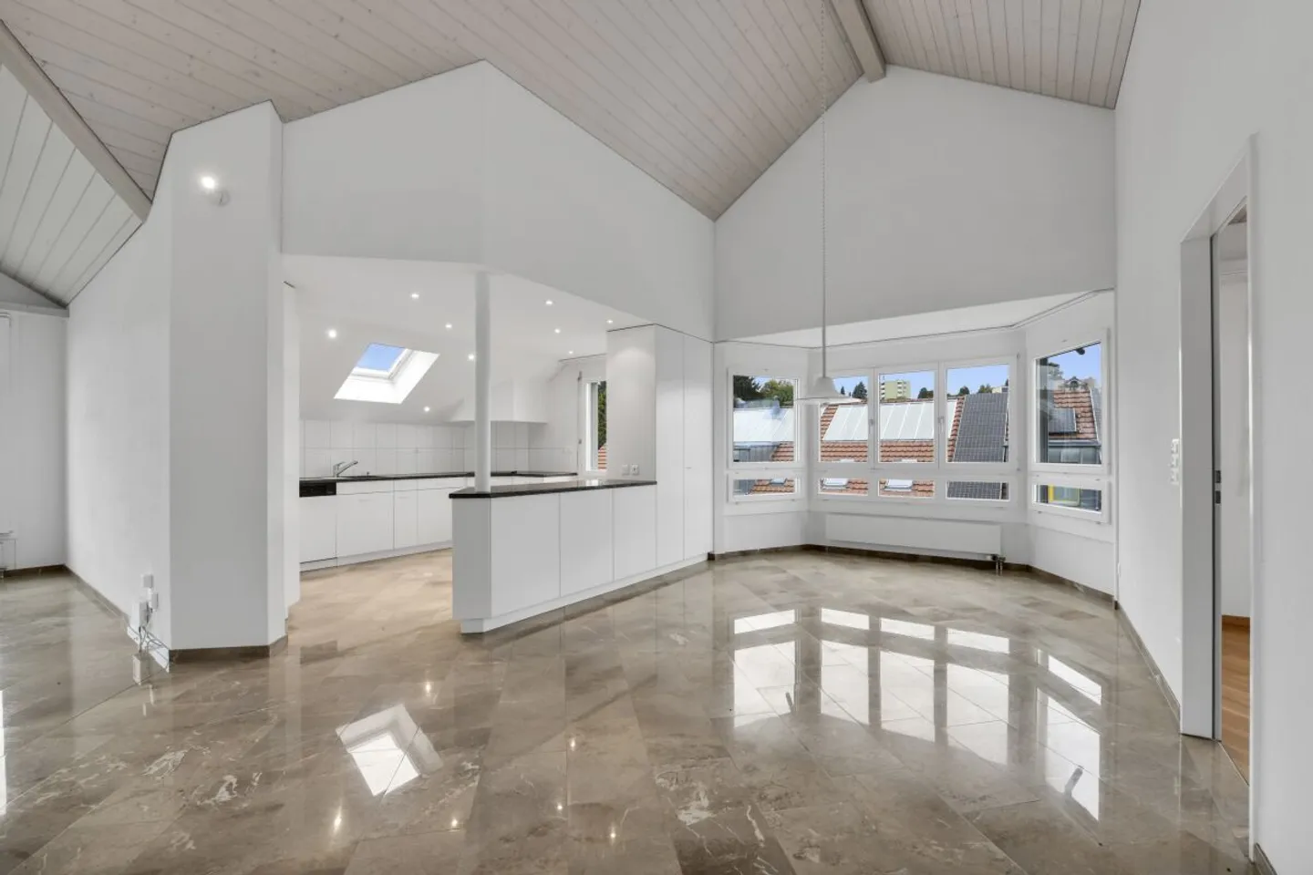 Maison de rêve avec style – Lumière, hauteur et chaleur incluses - Photo 3 sur 13