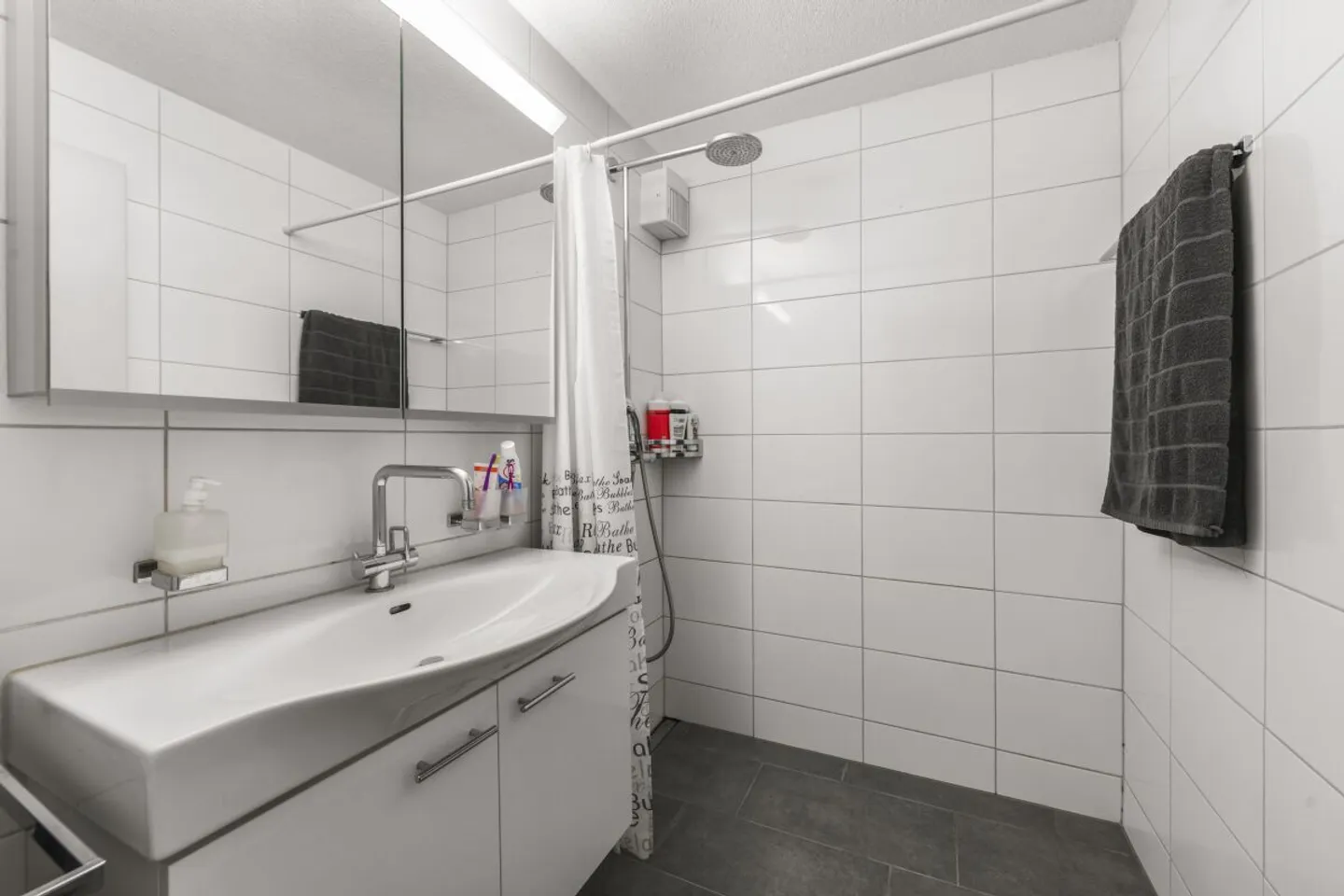 Living with a sense of well-being: 4.5-room apartment in an ideal location - Photo 12 of 13