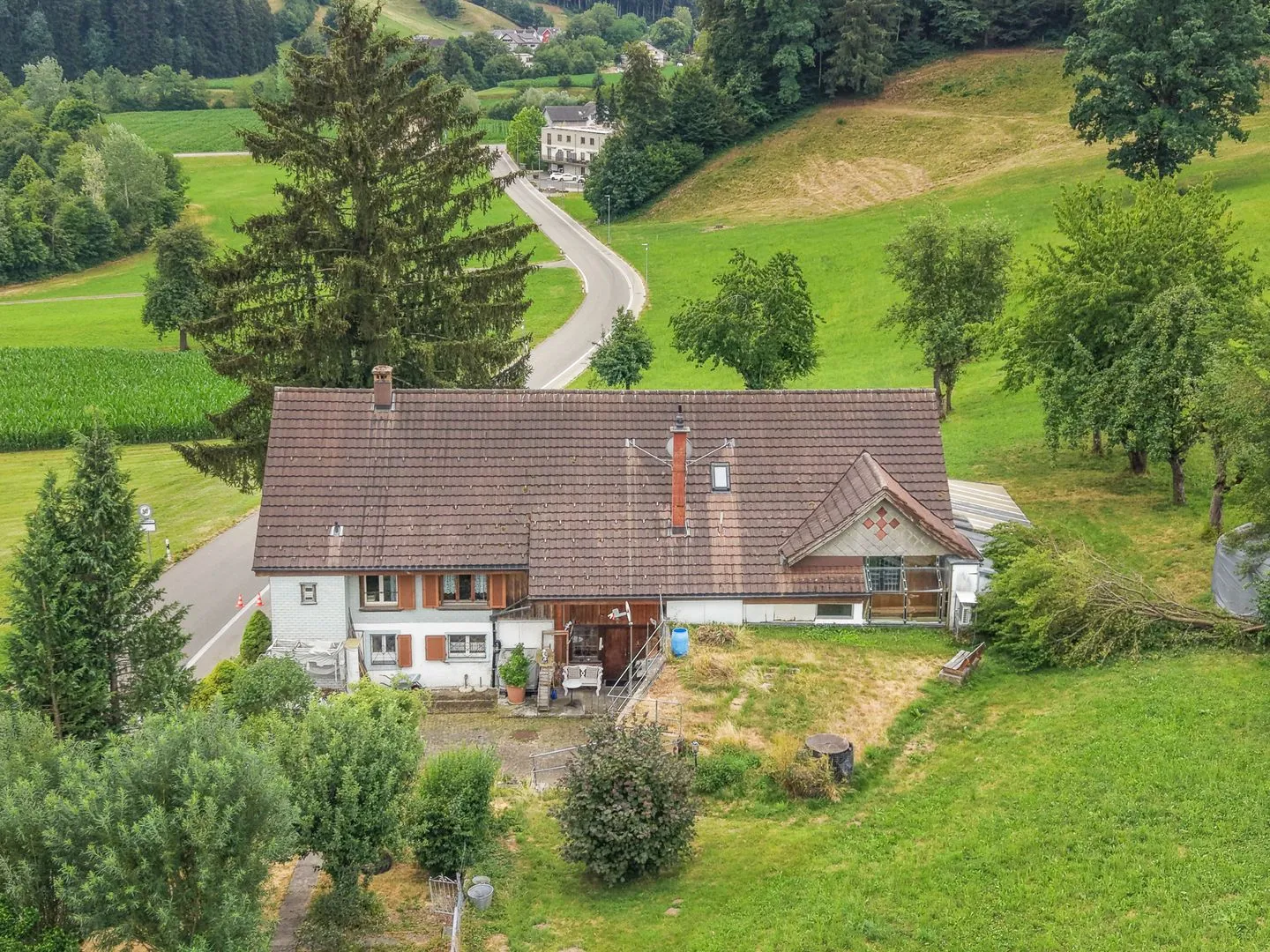 Charmantes Bauernhaus mit zwei Wohneinheiten an idyllischer Alleinlage in Oberwangen (Dussnang) - Photo 6 of 13