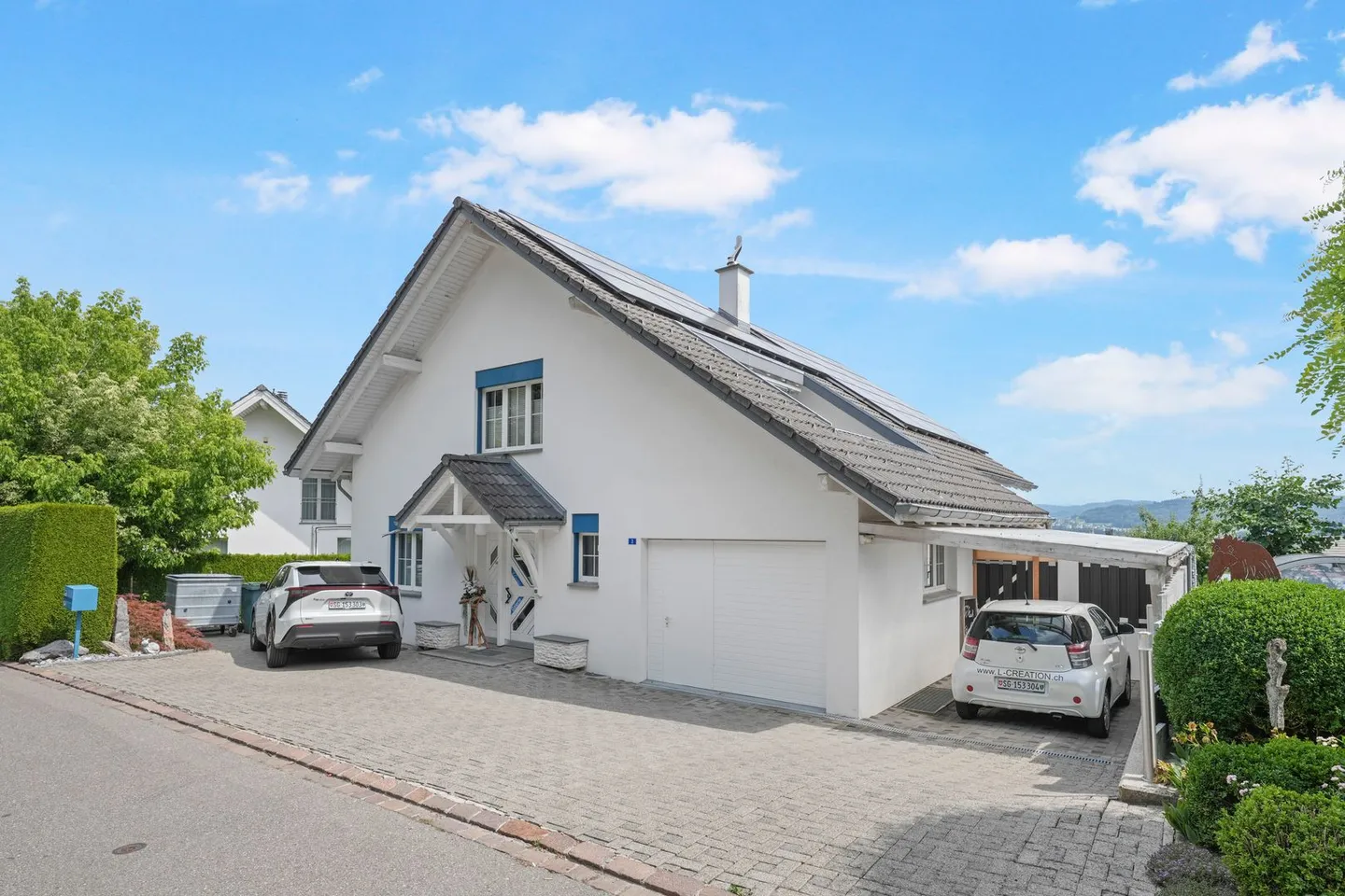 Freistehendes Einfamilienhaus mit Traumhaftem Blick - Foto 3 von 13