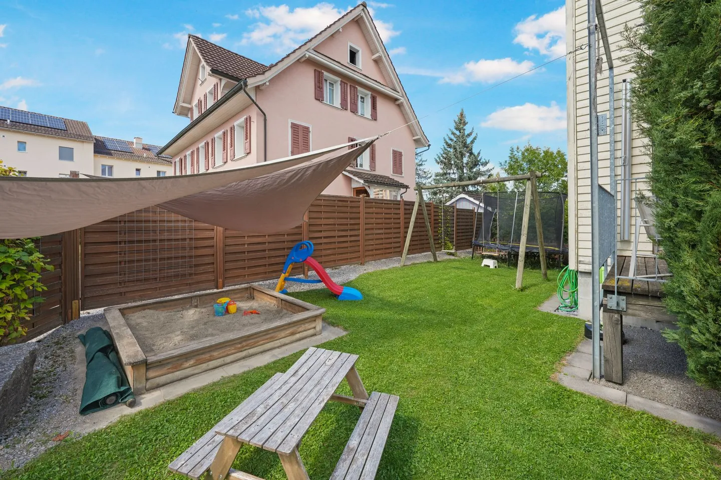 Familienhaus in Flawil - Foto 2 von 13