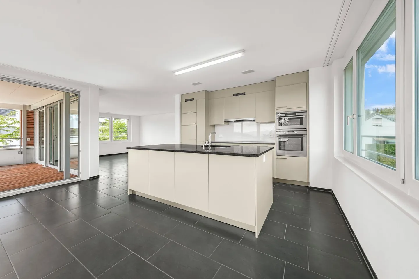 Geräumige Familienwohnung mit Aussicht - Foto 5 von 13