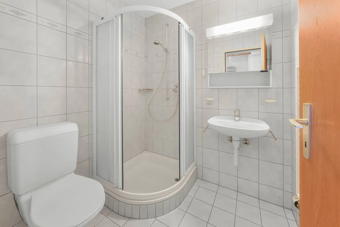 Vivre avec une vue : Appartement de jardin de 4,5 pièces avec beaucoup d'intimité - Photo 10 sur 13