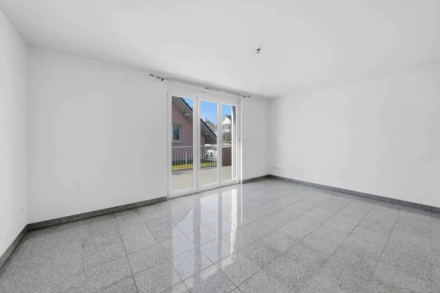 Living with comfort and space – detached family house in Wittenbach - Photo 11 of 13
