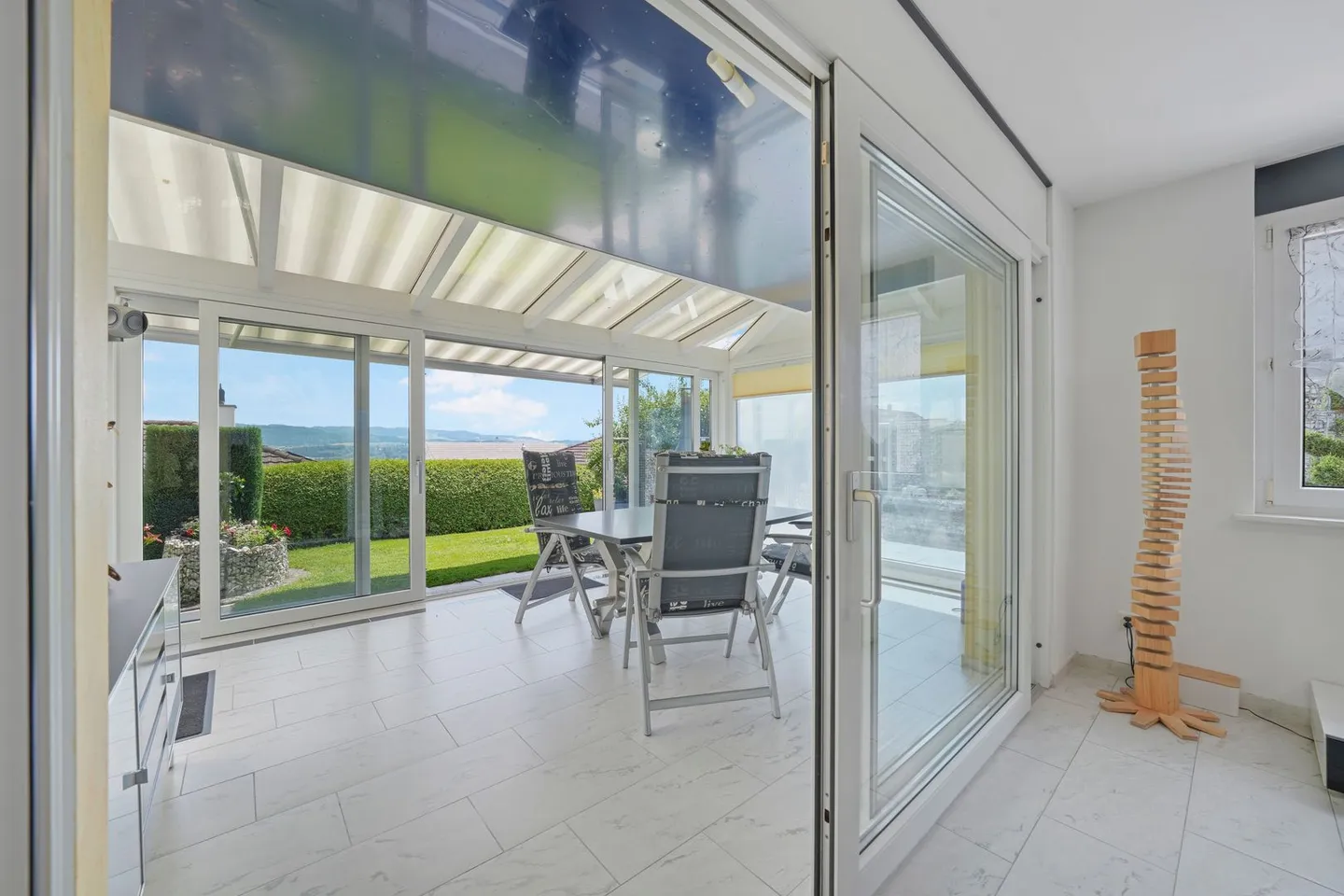 Freistehendes Einfamilienhaus mit Traumhaftem Blick - Foto 7 von 13