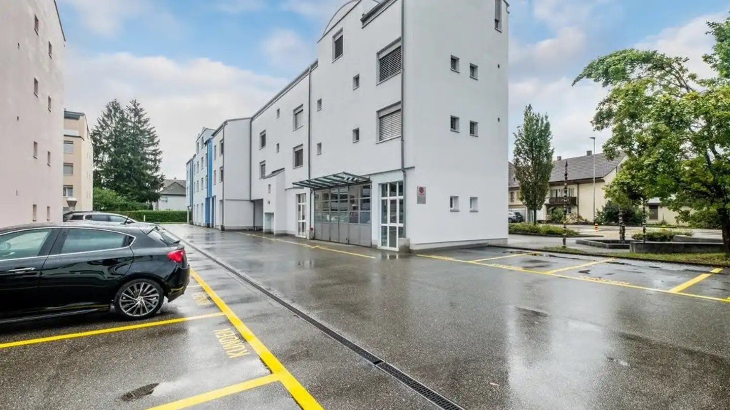 Geschäft mieten - Bernstrasse 166, 4852 Rothrist