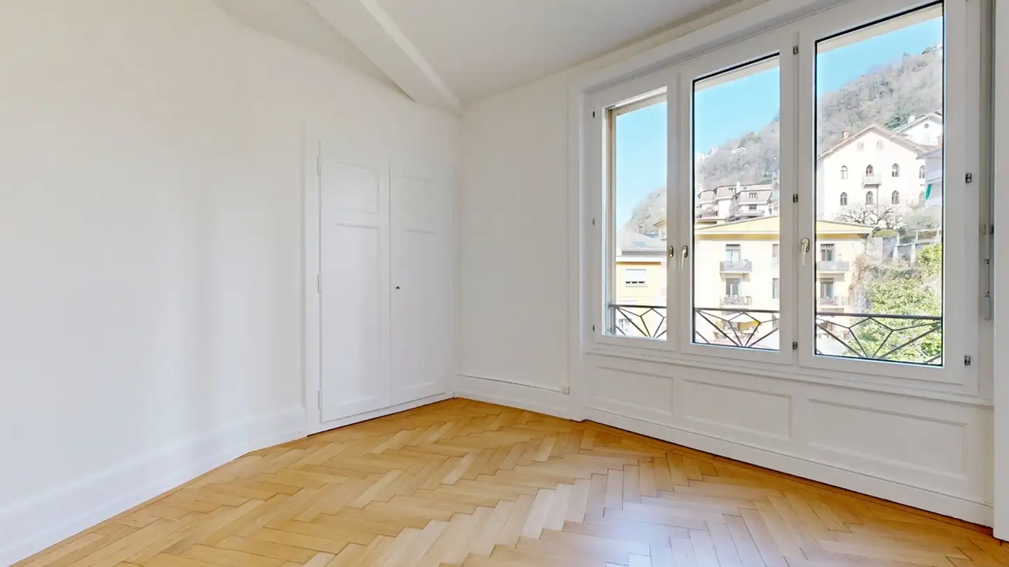 Wohnung mieten - Avenue De Chillon, 1820 Veytaux - Foto 3