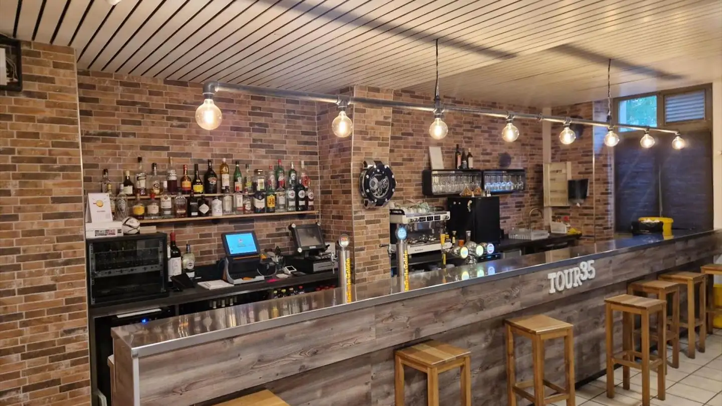 Restaurant for sale - 1004 Lausanne