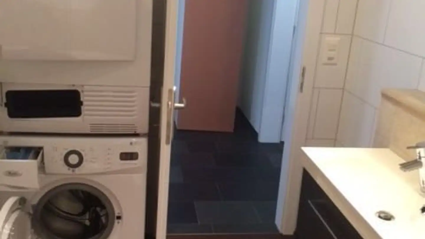 Appartement à louer - Thunstrasse 43, 3661 Uetendorf - Photo 2