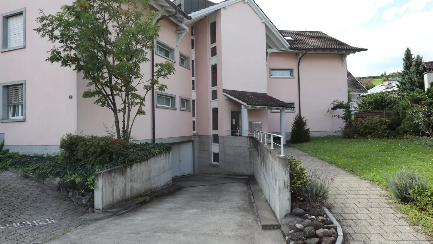 Attic flat for rent - Dorfstrasse 11, 5606 Dintikon