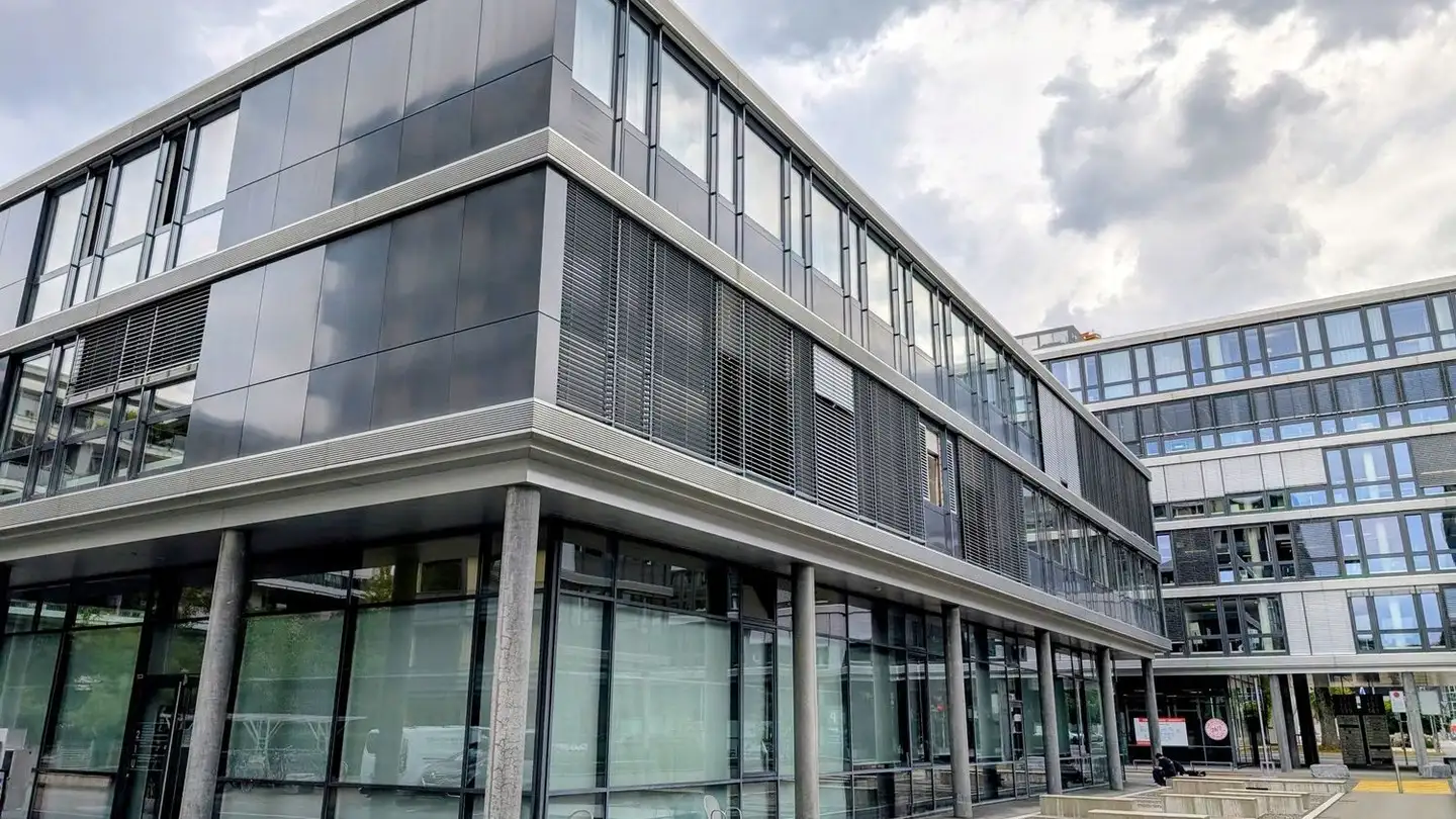 Office space for rent - 6300 Zug - Photo 2