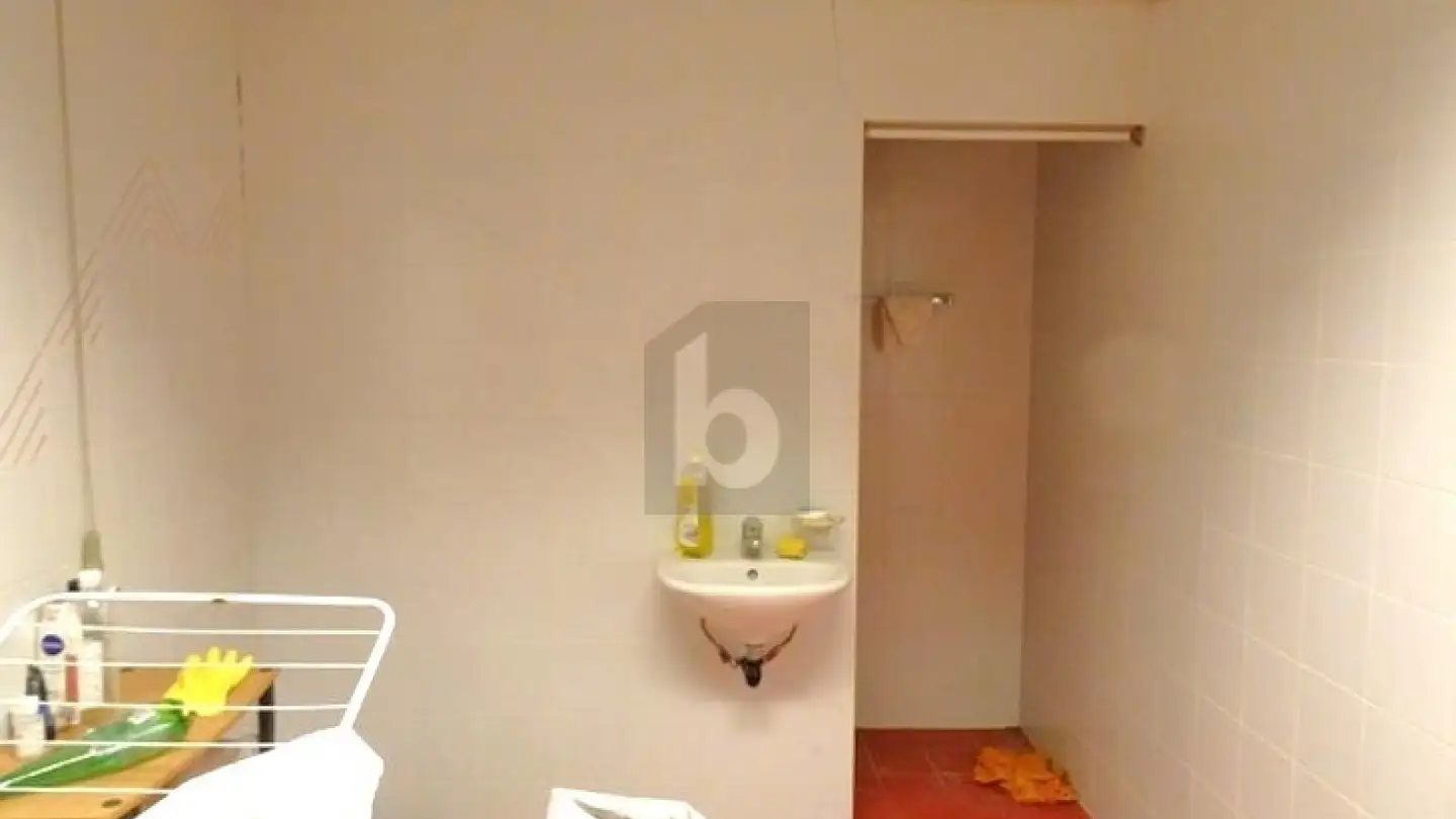 Office space for rent - 1073 Savigny - Photo 3