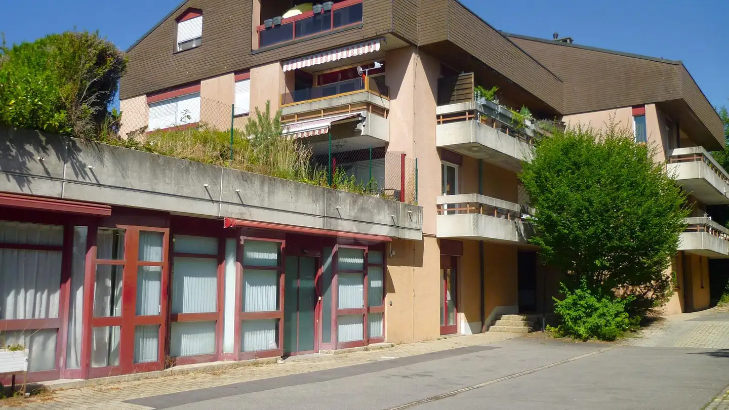 Office space for rent - 1073 Savigny