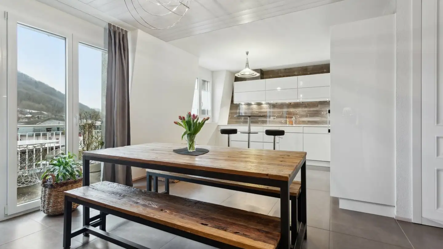 Apartment for sale - 1786 Sugiez