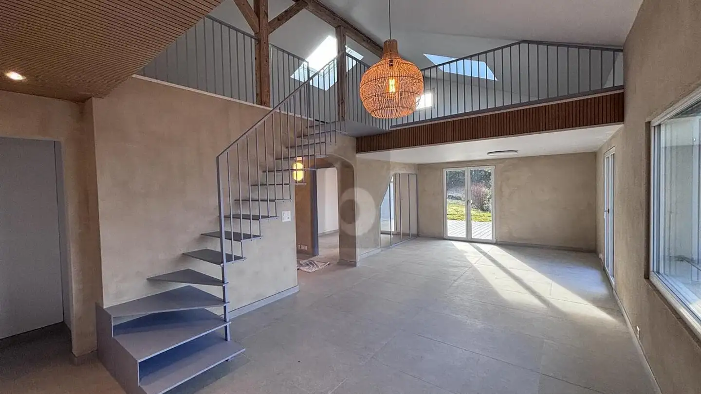 Row house for rent - 1844 Villeneuve VD