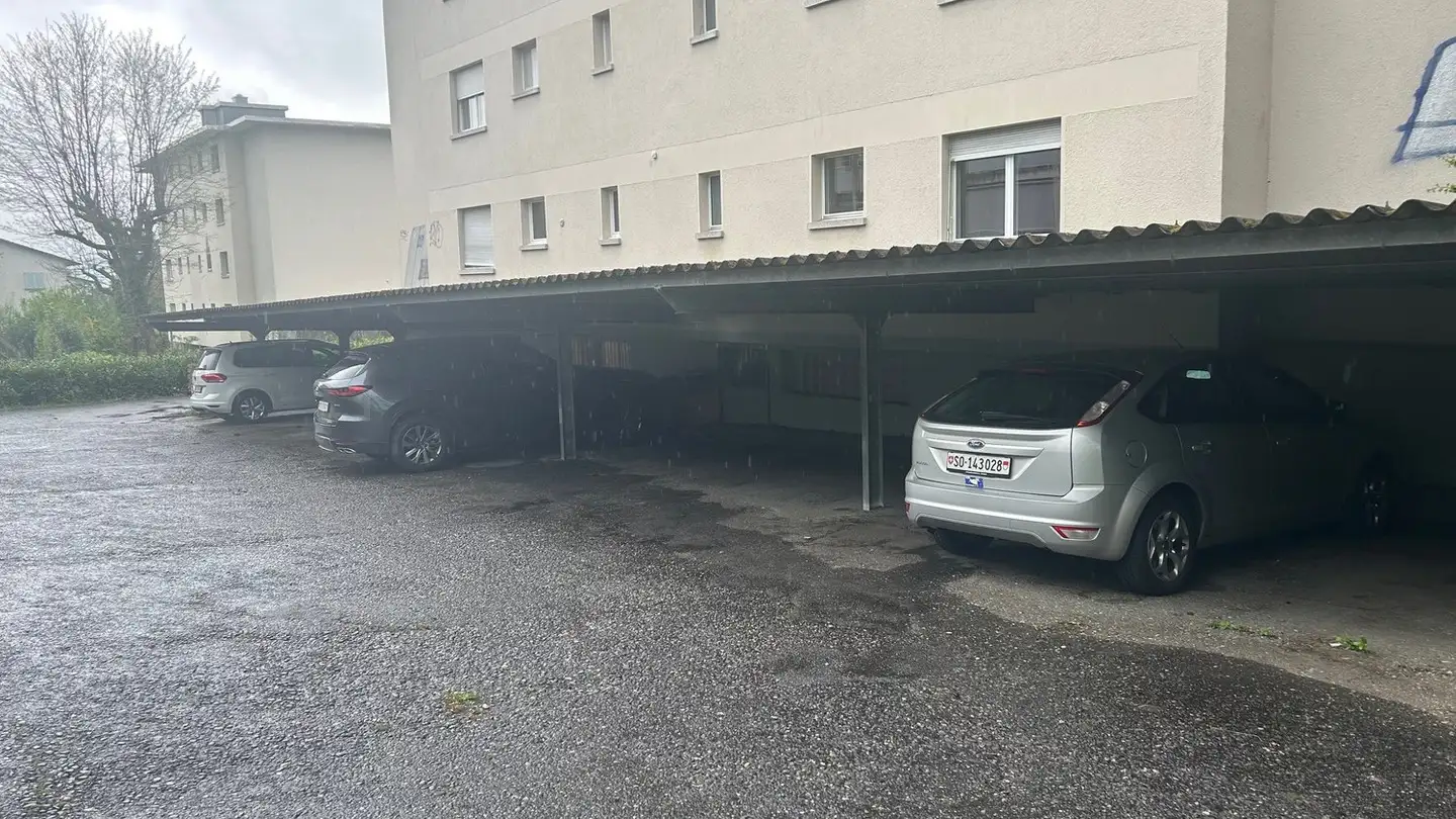 Outdoor parking space for rent - Unterführungsstrasse 3, 2544 Bettlach - Photo 2