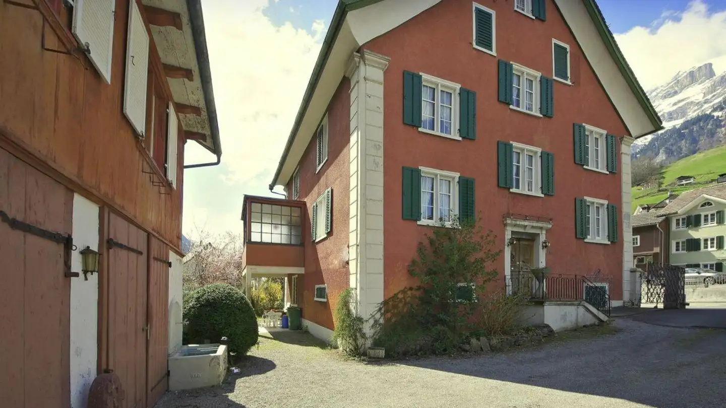 Mehrfamilienhaus kaufen - Hauptstrasse 10, 8756 Mitlödi - Foto 2