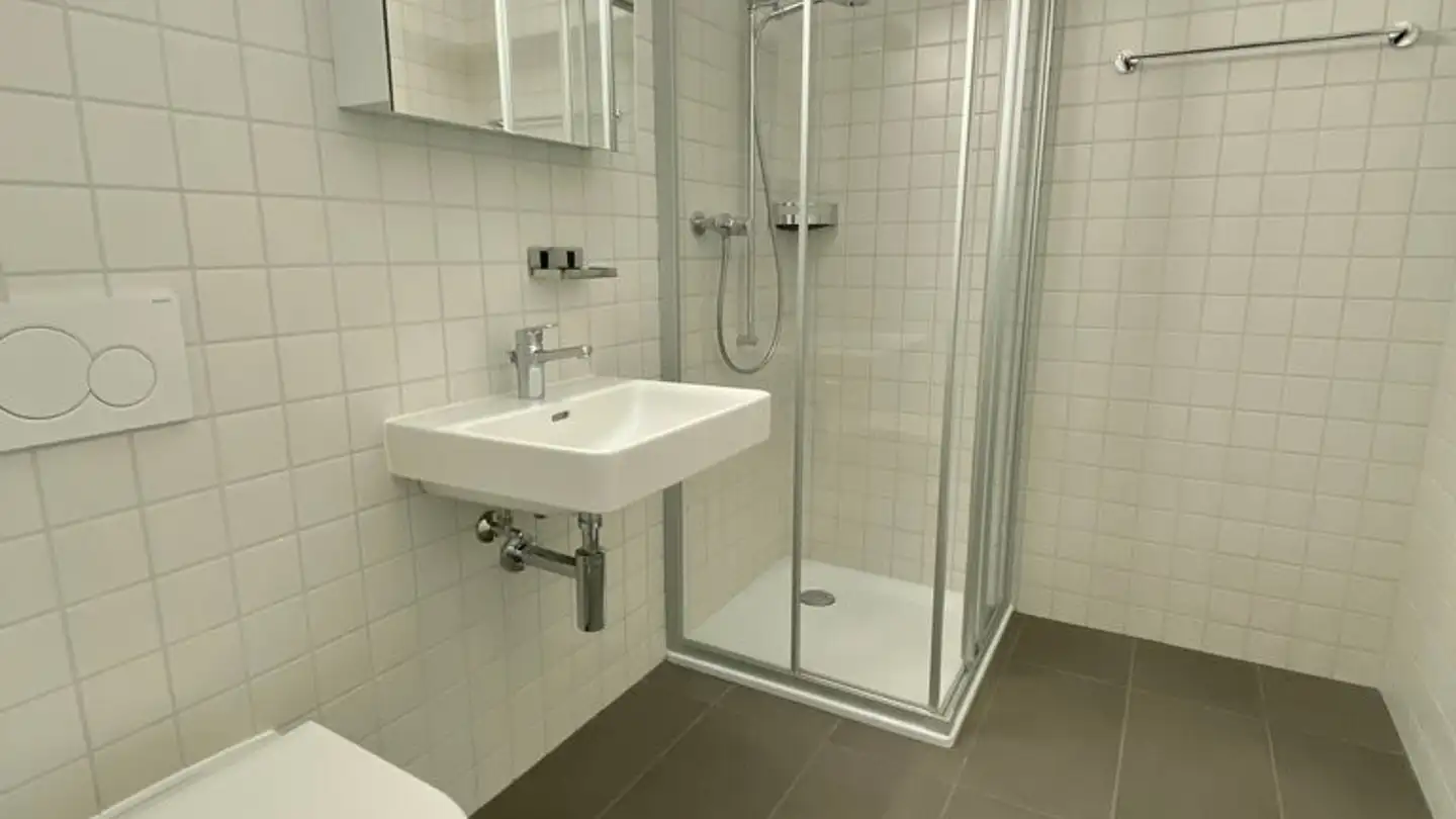 Studio à louer - Avenue Des Platanes 10, 3960 Sierre - Photo 4