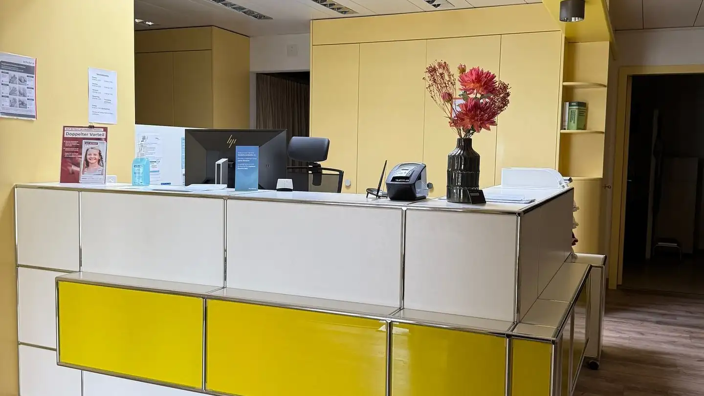 Studio medico in affitto - 8117 Fällanden