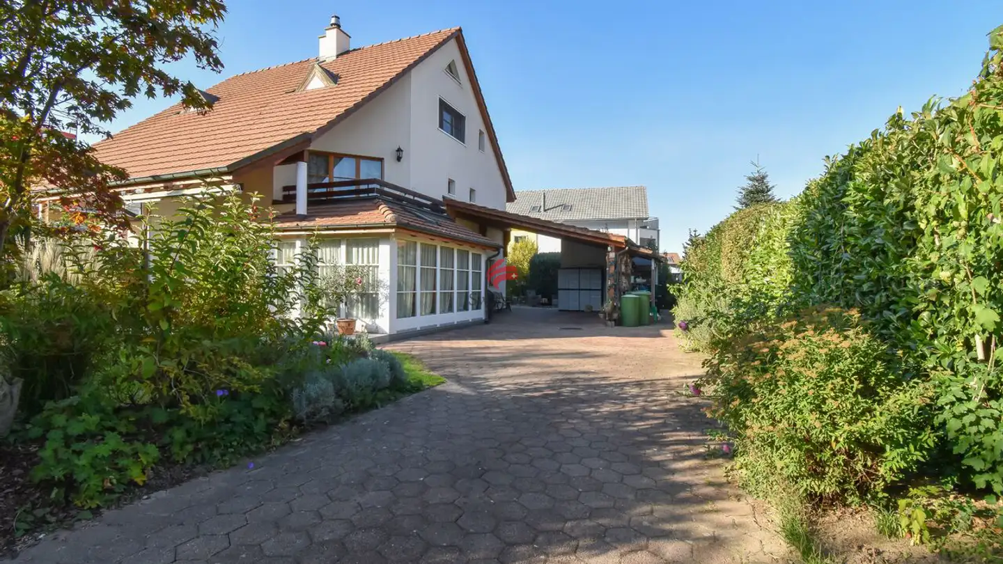 Single house for sale - Kirschenweg 25, 4112 Bättwil