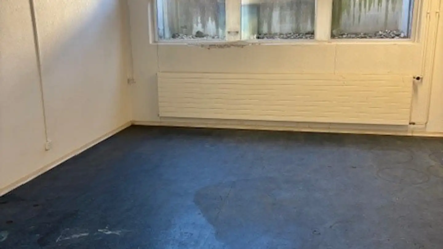 Storage space for rent - Dürntnerstrasse 30, 8340 Hinwil