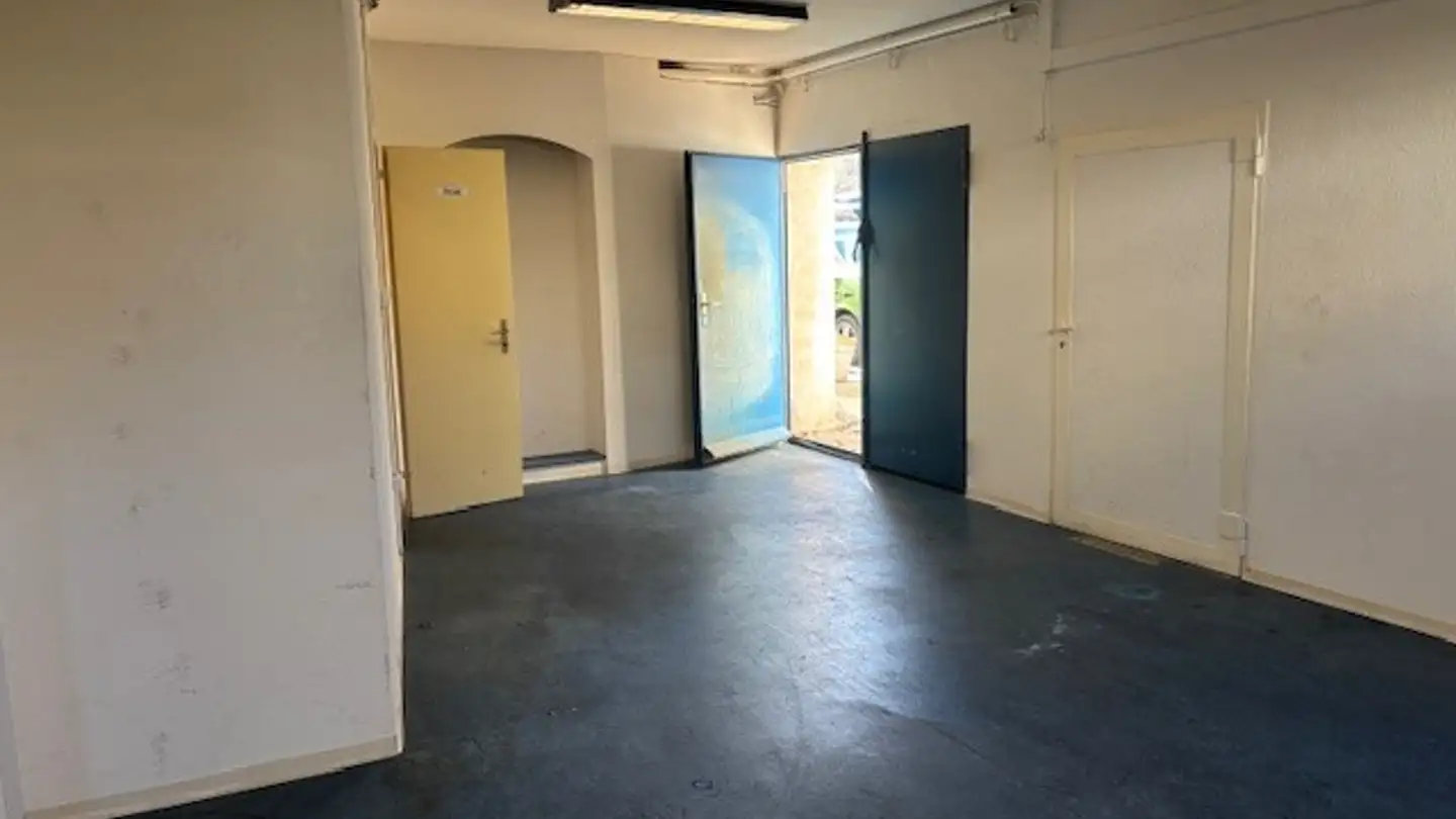 Spazio di archiviazione in affitto - Dürntnerstrasse 30, 8340 Hinwil - Photo 4