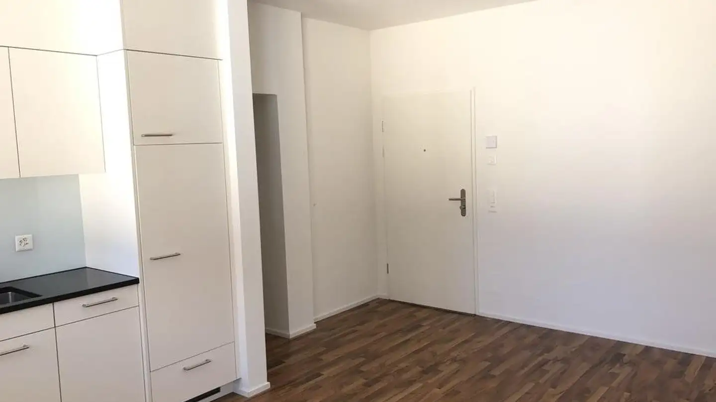 Apartment for rent - Badenerstrasse 294, 8004 Zürich - Photo 2