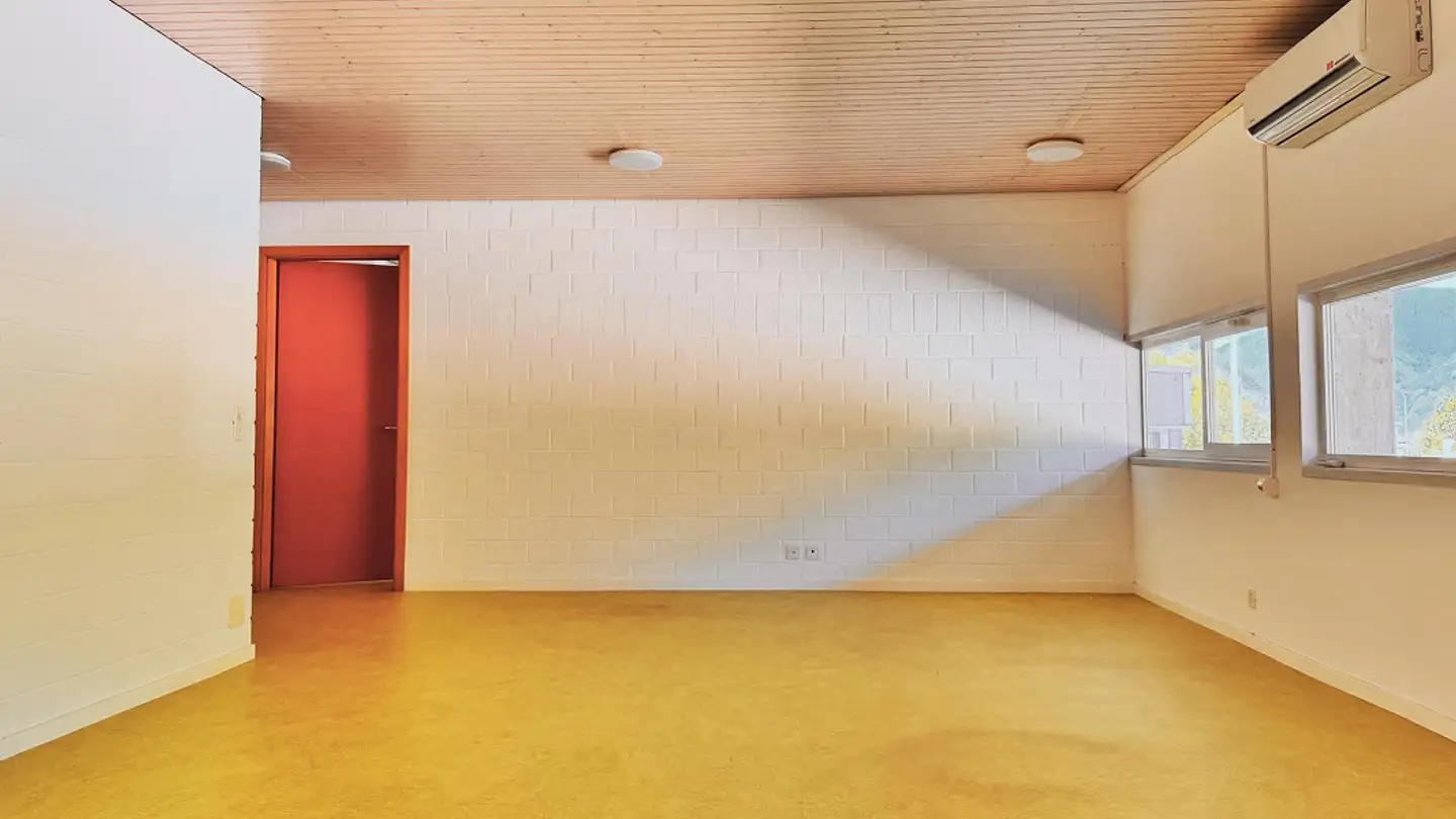 Spazio ufficio in affitto - Véra 12, 6535 Roveredo GR - Photo 3