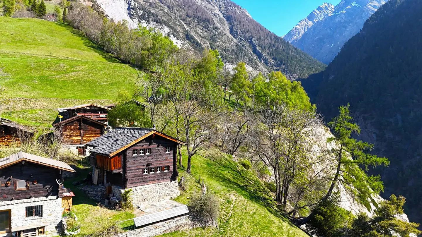 Chalet for sale - 3942 Raron