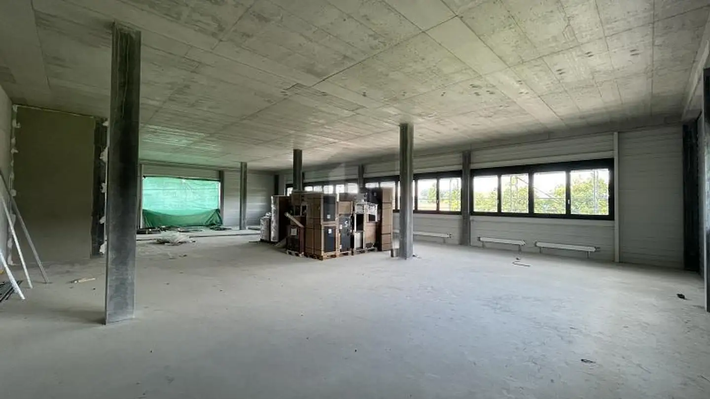 Industrial property for rent - 9245 Oberbüren - Photo 4